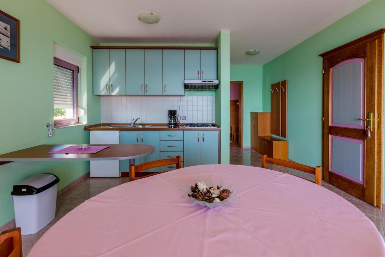 Apartmani Rino 德拉马利 外观 照片