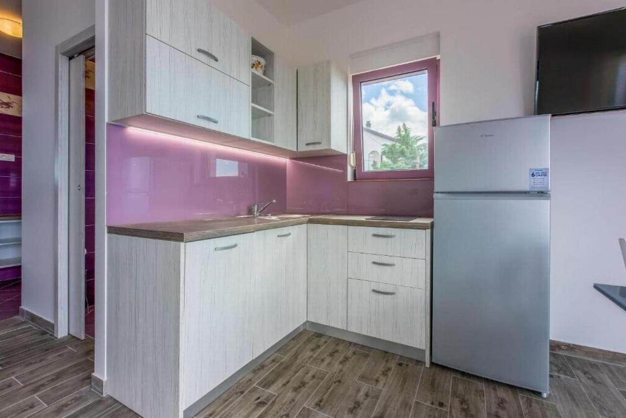 Apartmani Rino 德拉马利 外观 照片
